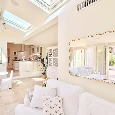 Magnificent Belle Epoque With Pool *